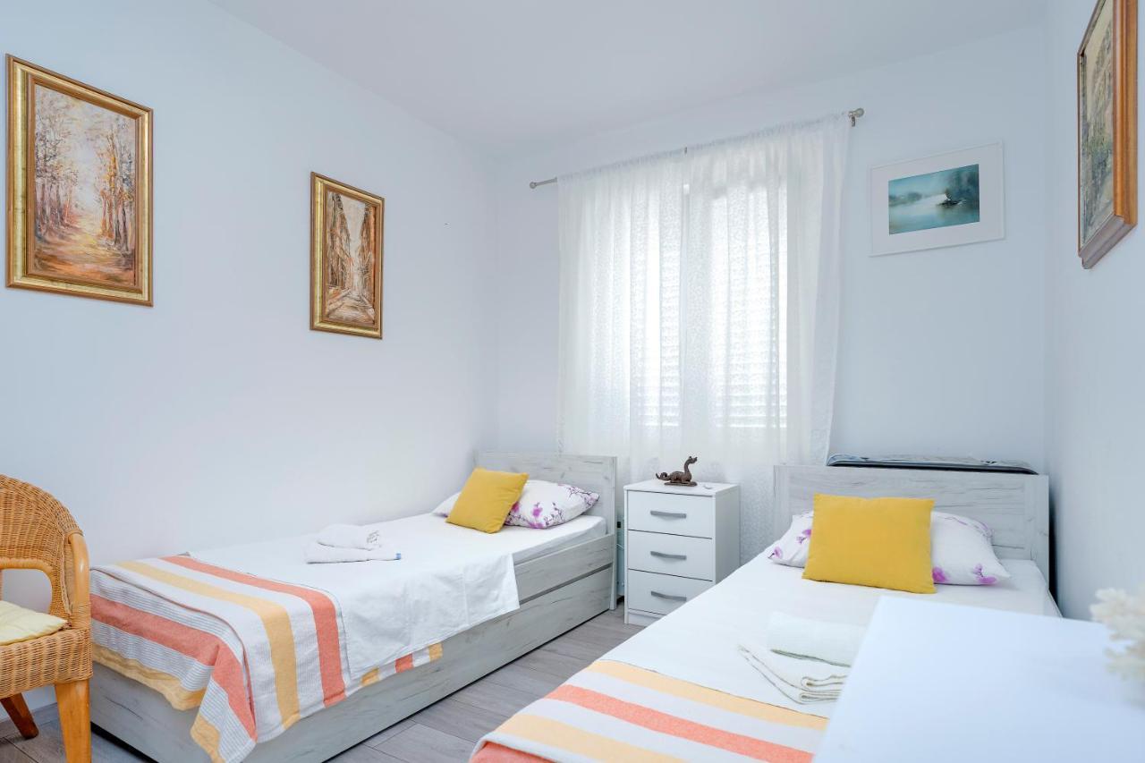 Kumquat - Zf Hvar Apartmán *
