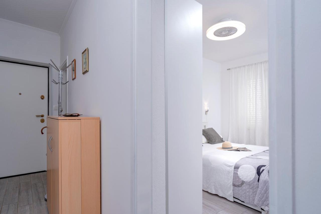 Kumquat - Zf Hvar Apartmán *