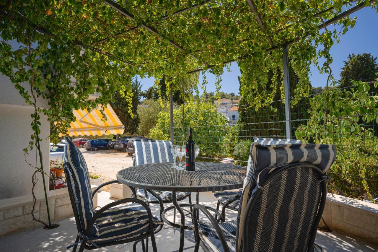 Kumquat - Zf Hvar Apartmán